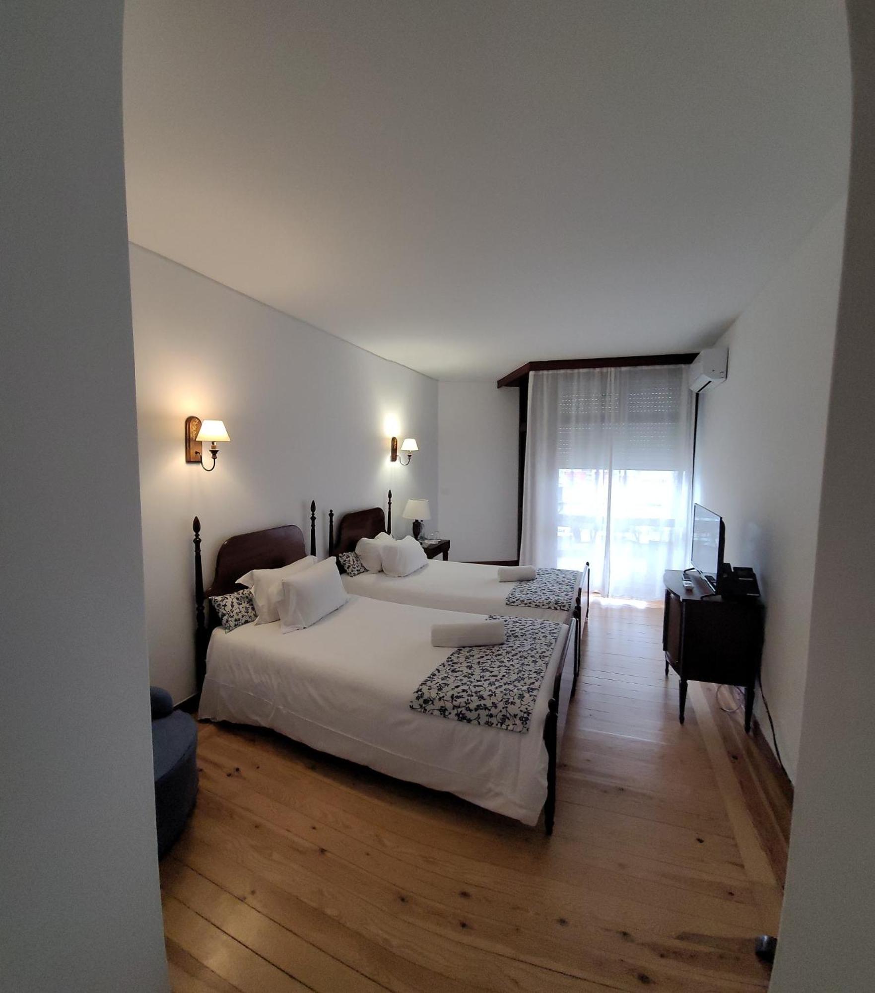 Boutique Inn & Restaurant - Casa Dos Suecos Figueira da Foz Buitenkant foto